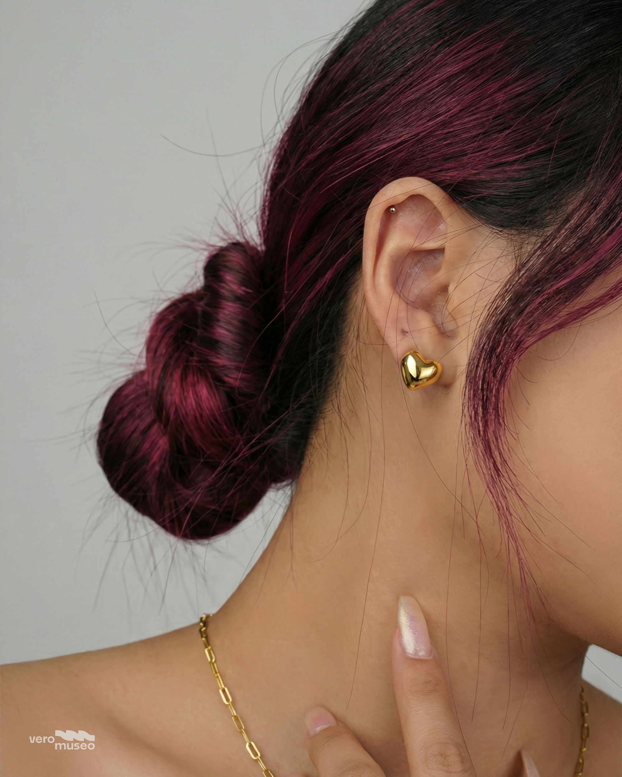 SMITTEN HUGGIES EARRINGS