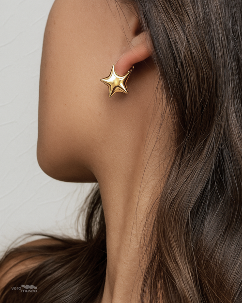 STARLETTE HUGGIES EARRINGS