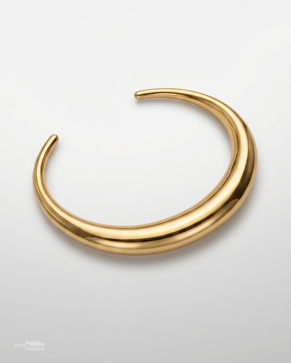 MOONLY BANGLE BRACELET