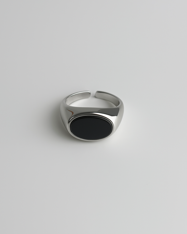 NOIR SIGNET ADJUSTABLE RING