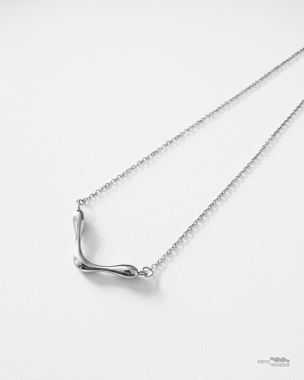 VERRON NECKLACE