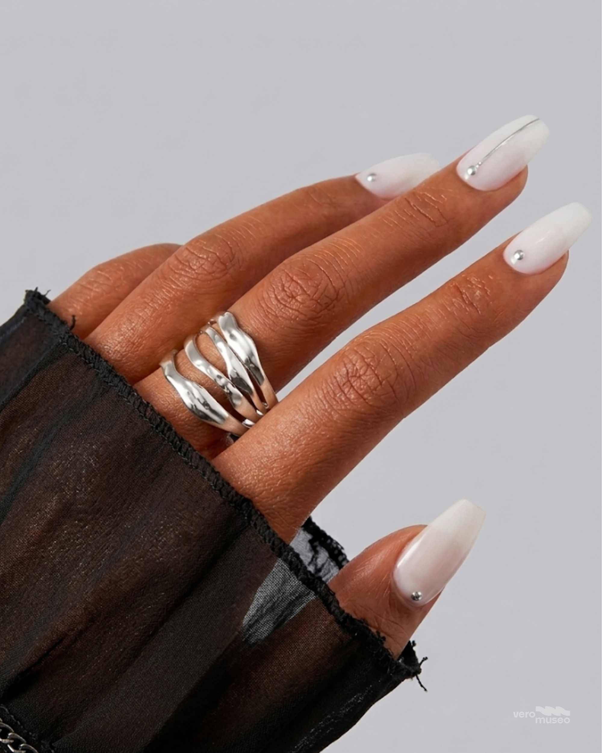 RIVEN ADJUSTABLE RING