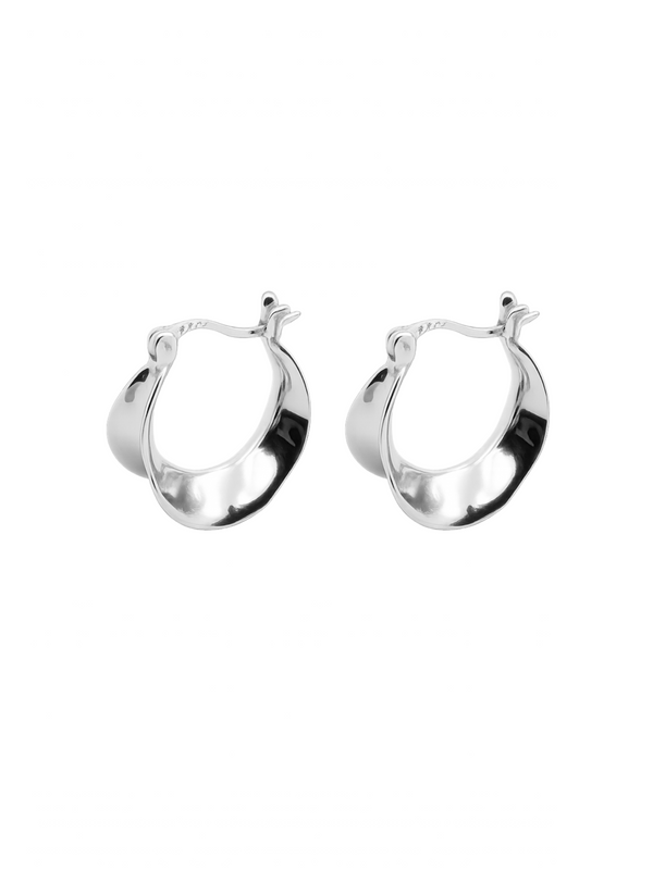 LEAFLOOP HOOP EARRINGS