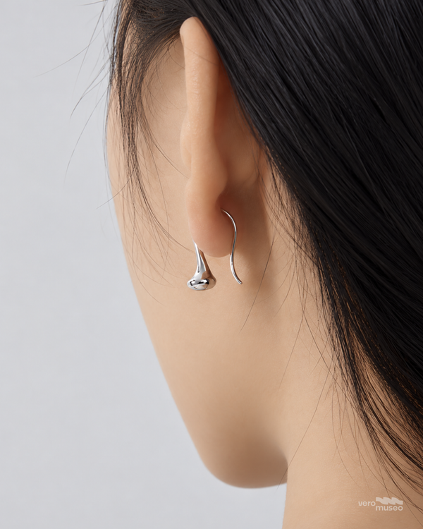 DEWFALL HOOK DROP EARRINGS