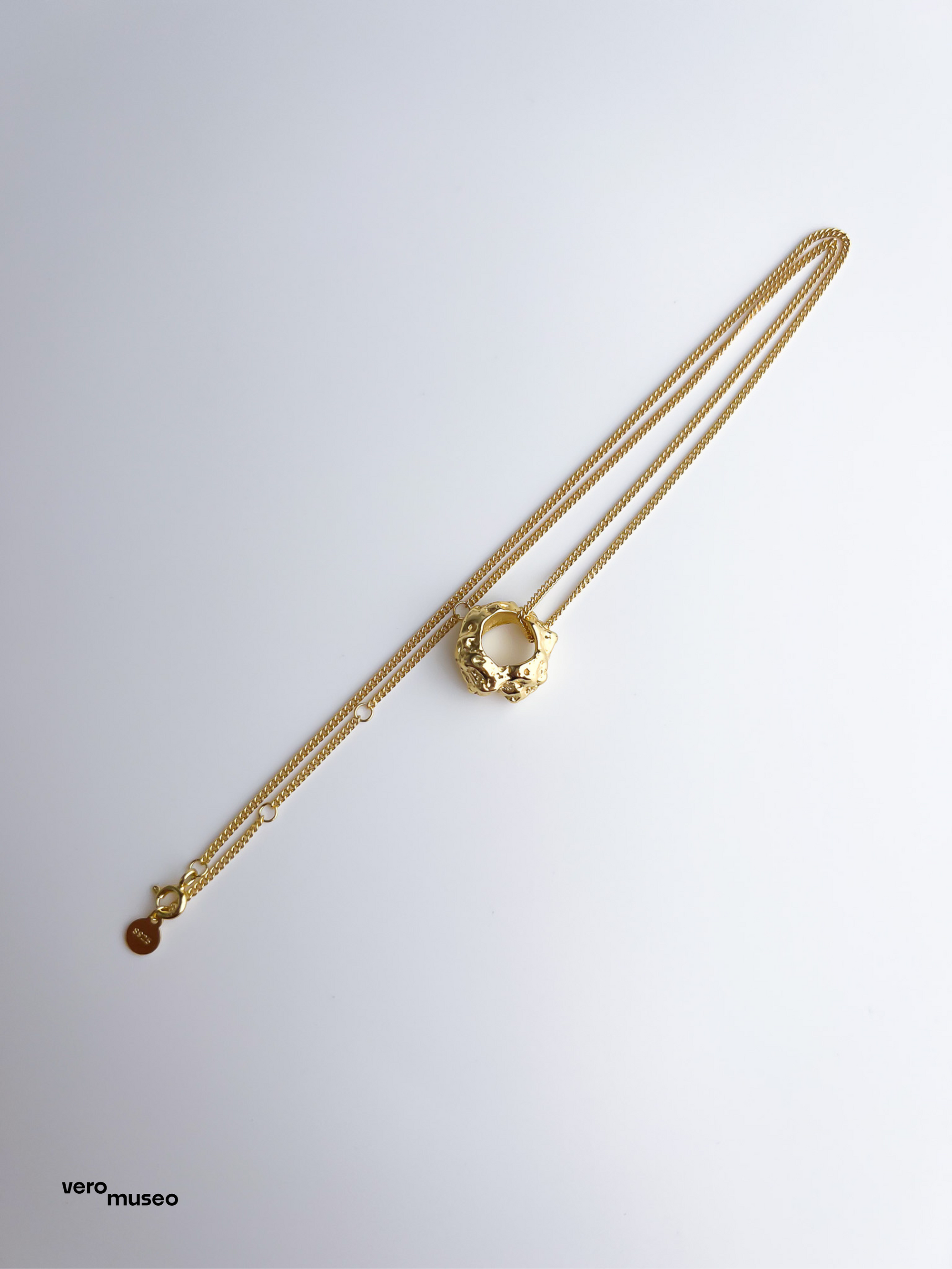 GOLDEN NUGGET PENDANT NECKLACE