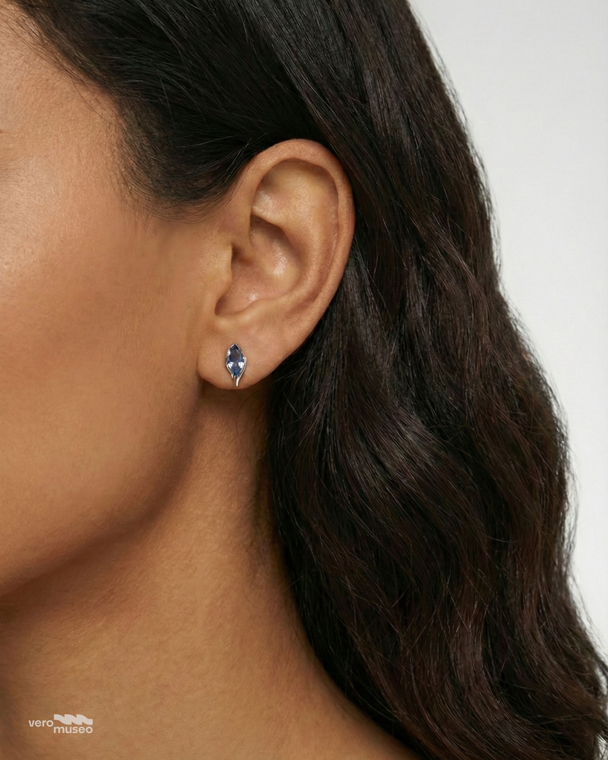 ELVEN EYE STUD EARRINGS