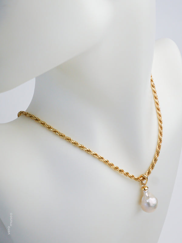 VINTIQUE PEARL CHAIN NECKLACE