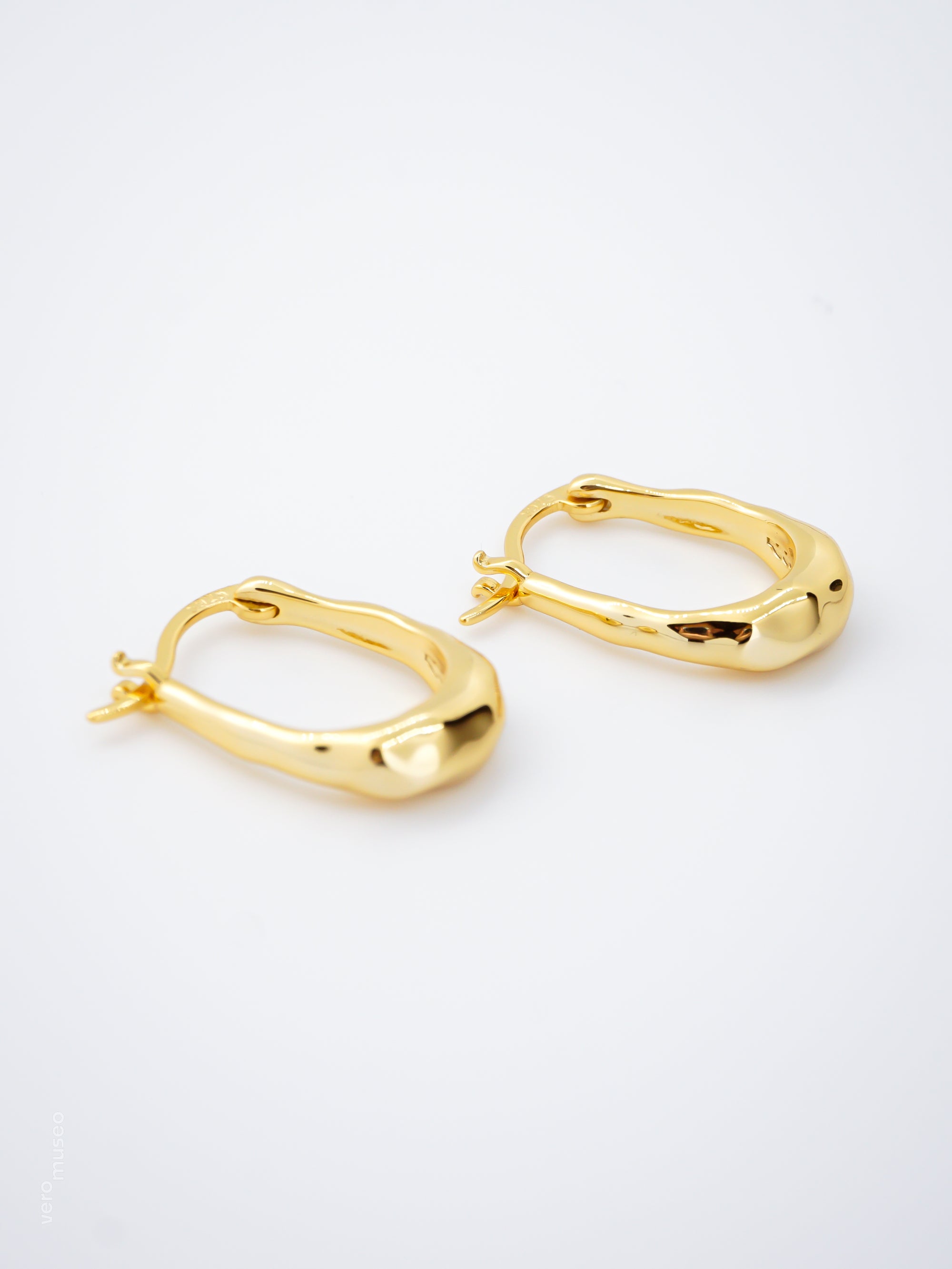 LA DANSE LONG EARRINGS