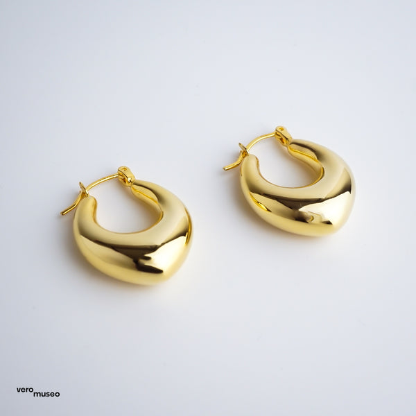 PUFFPOINTE CHUNKY HOOP EARRINGS