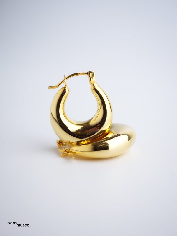 PUFFPOINTE CHUNKY HOOP EARRINGS