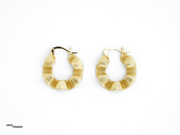 RUFFLE HOOP EARRINGS