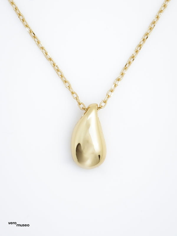 DEWDROP PENDANT NECKLACE