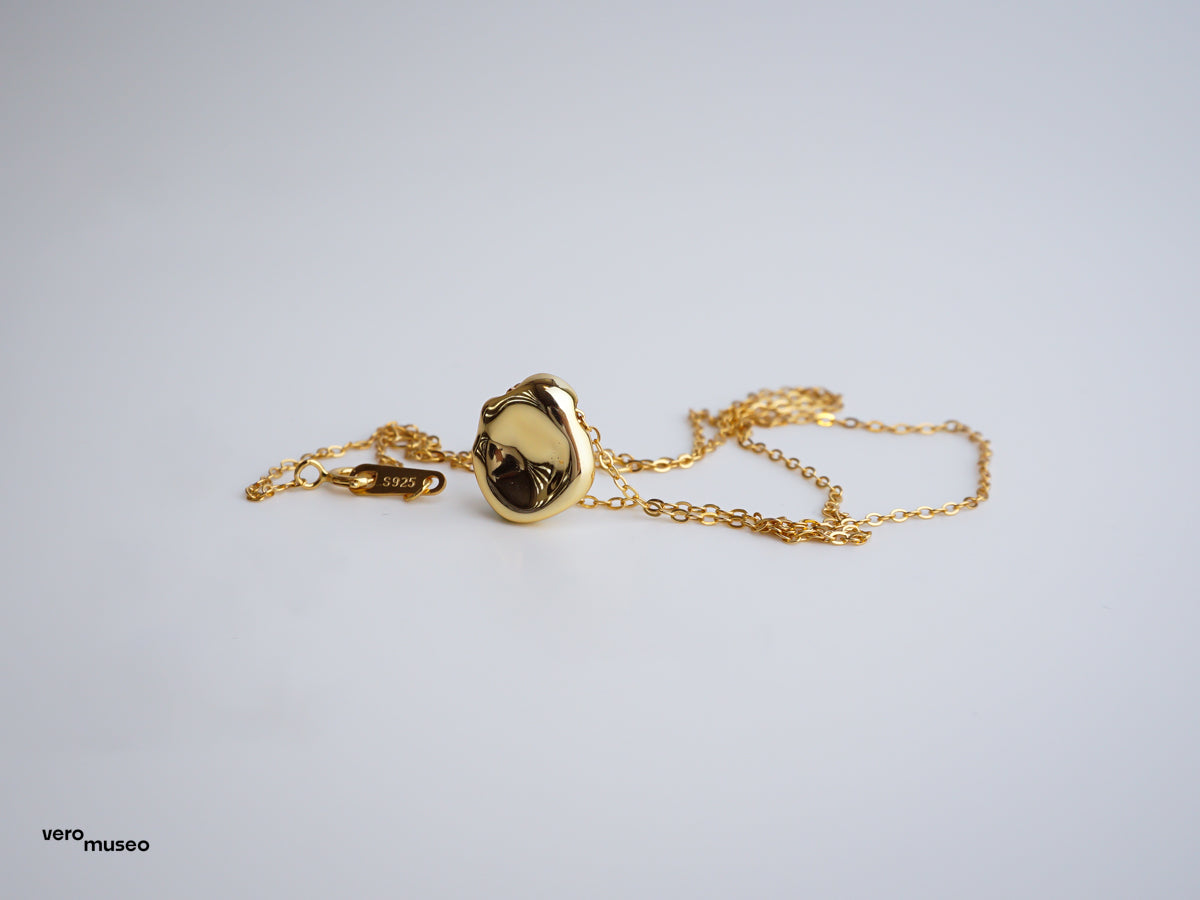 IMPRESSION PENDANT NECKLACE