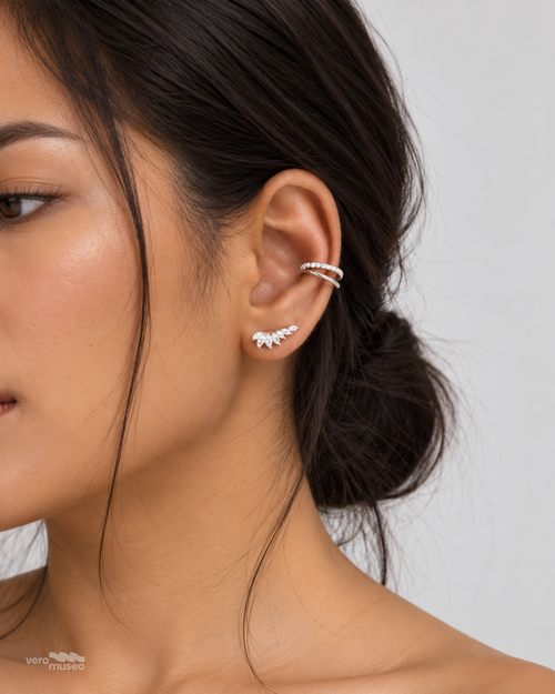 FEATHERLINE CRAWLER STUD EARRINGS