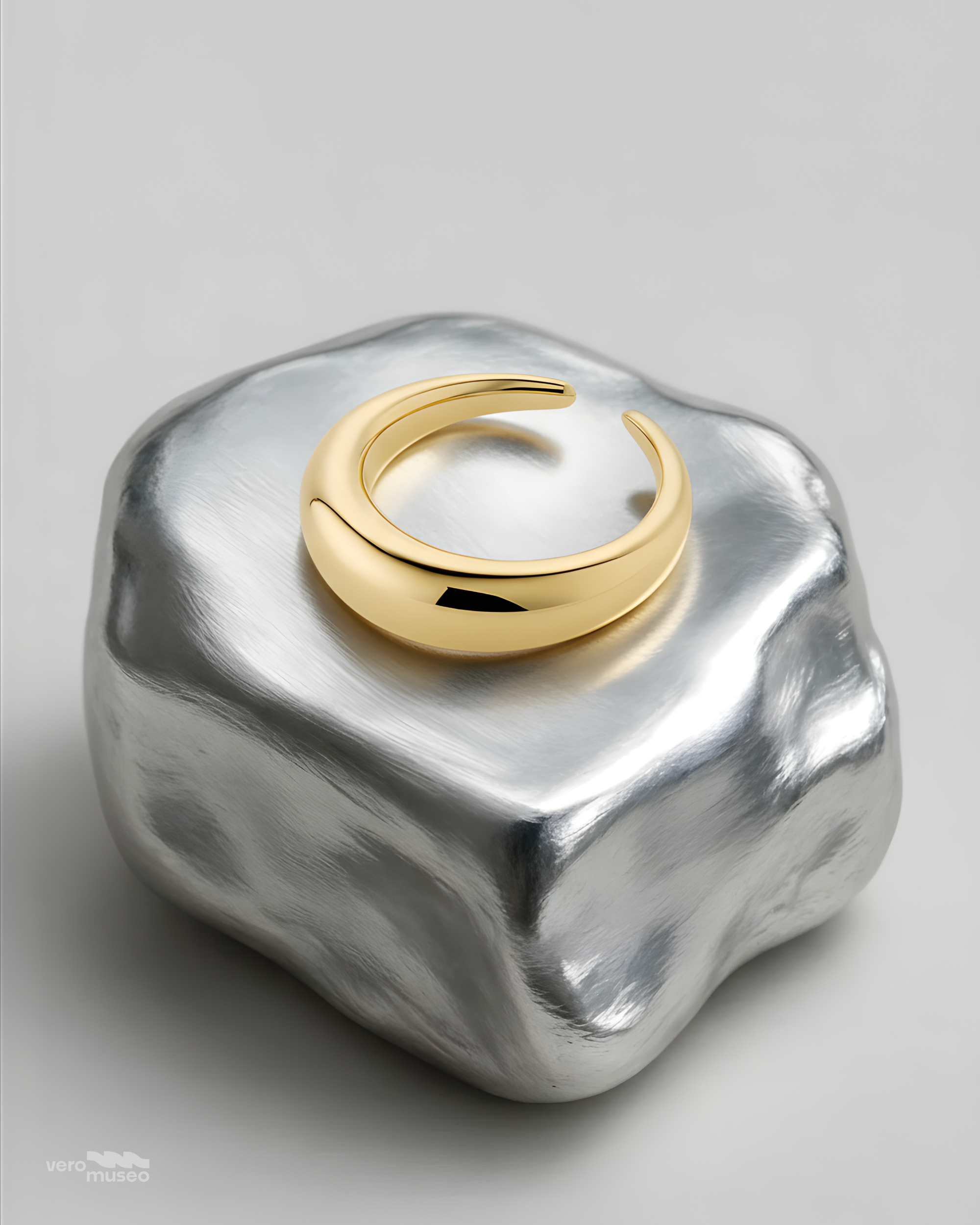 MOONLY ADJUSTABLE RING